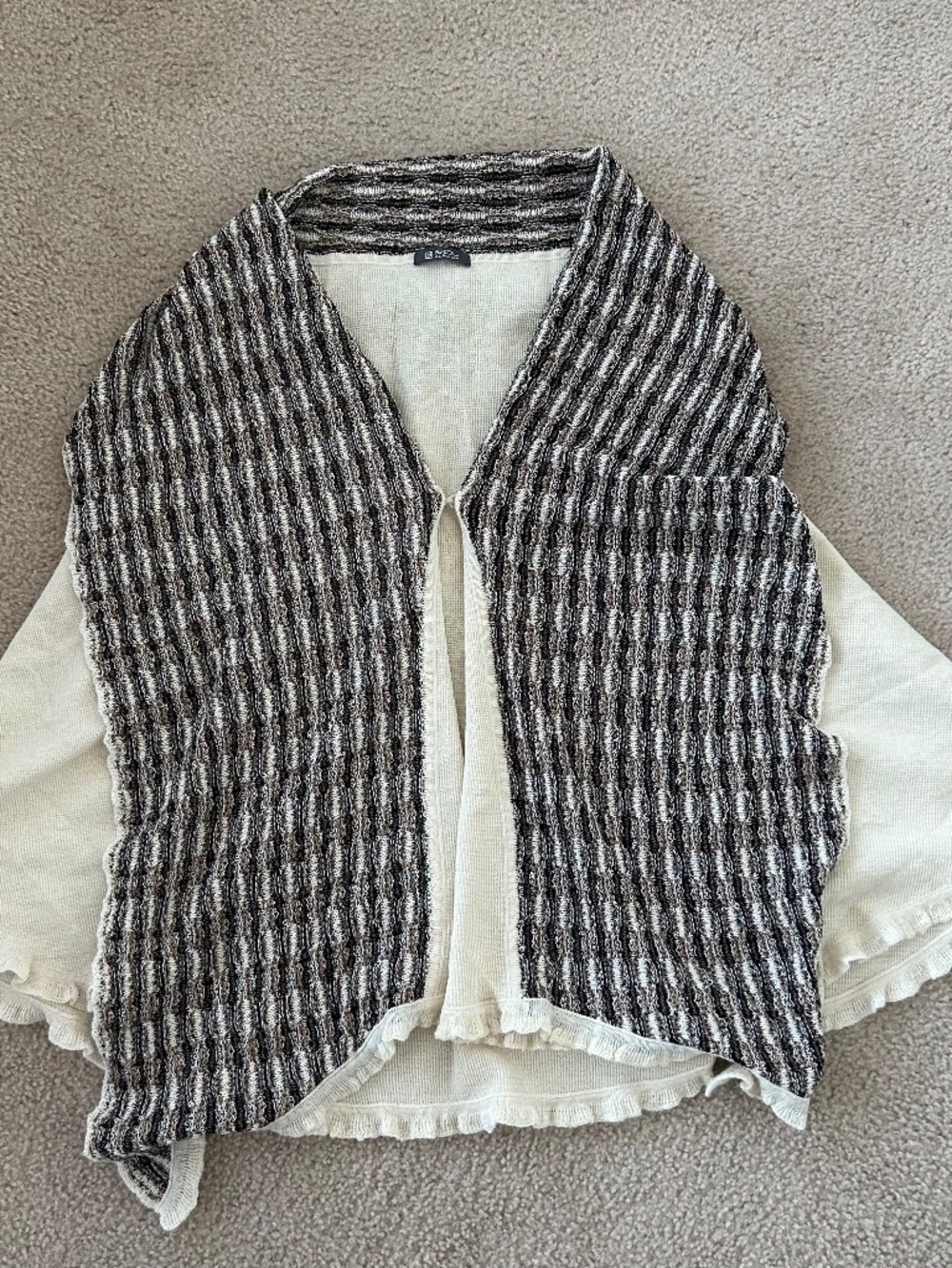 Gloria Cape 100% Alpaca Made in Peru by Sol Alpaca One Size